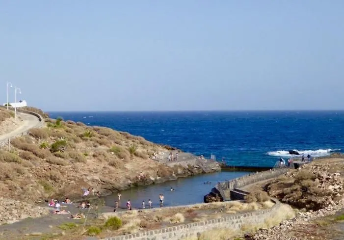 Holiday home Moderna Casa Independiente Con Piscina, Vista Mar Y Teide En La Listada Villa Spain